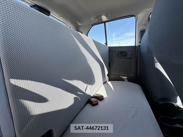 Suzuki ALTO 2016-03 260688-17