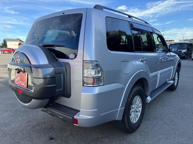 Mitsubishi PAJERO 2014-11 9723-4