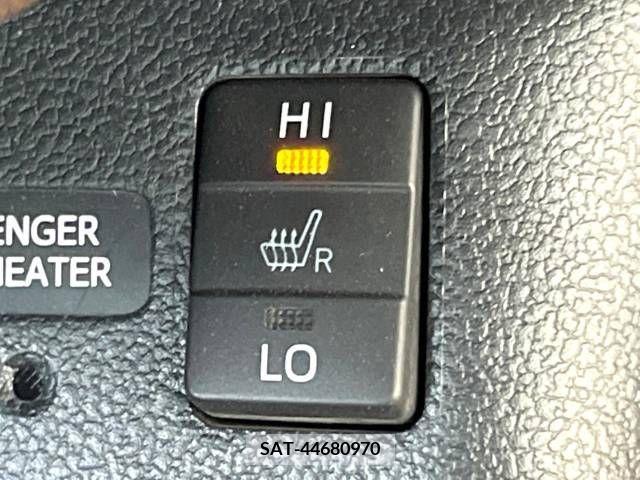 Toyota PRIUS 2018-07 281708-7