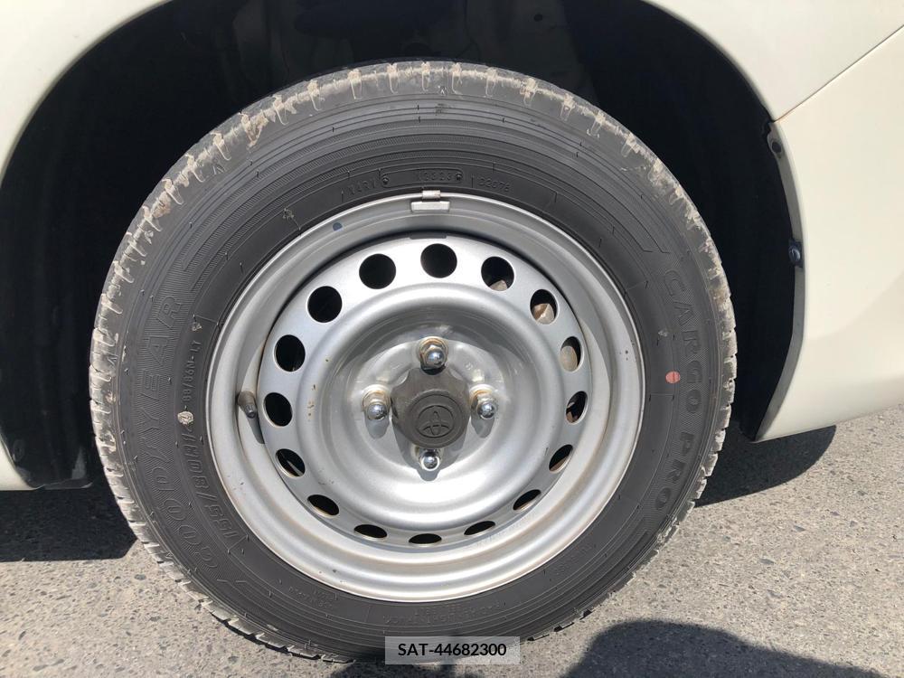 Toyota PROBOX VAN 2017-07 355191-9