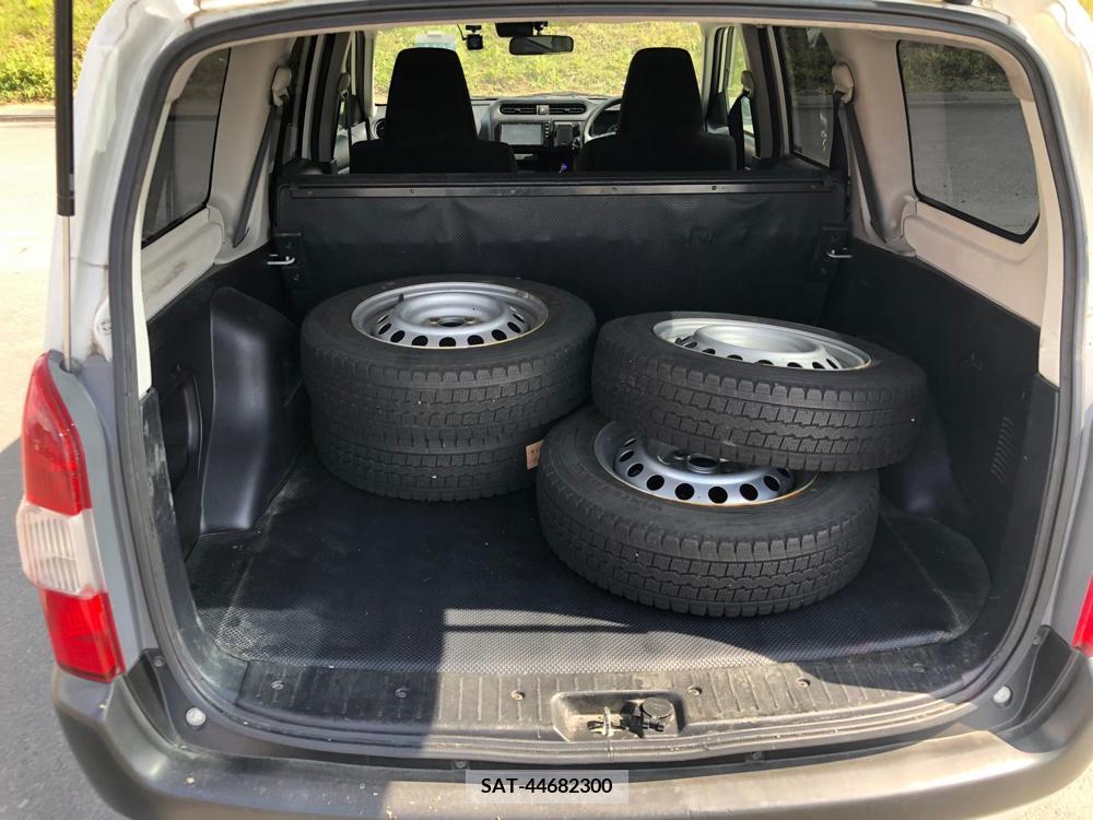 Toyota PROBOX VAN 2017-07 355191-37