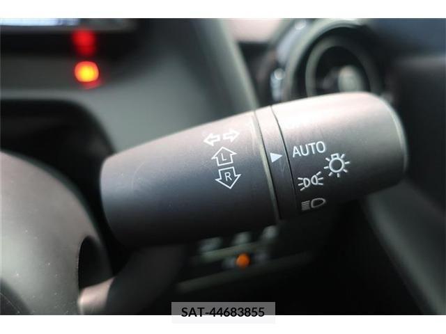 Mazda MAZDA2 2022-04 215544-19