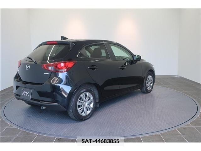 Mazda MAZDA2 2022-04 215544-3