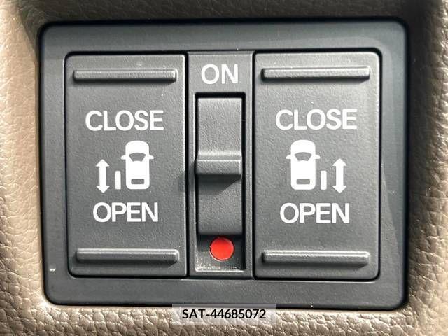 Honda N BOX 2023-03 278624-3
