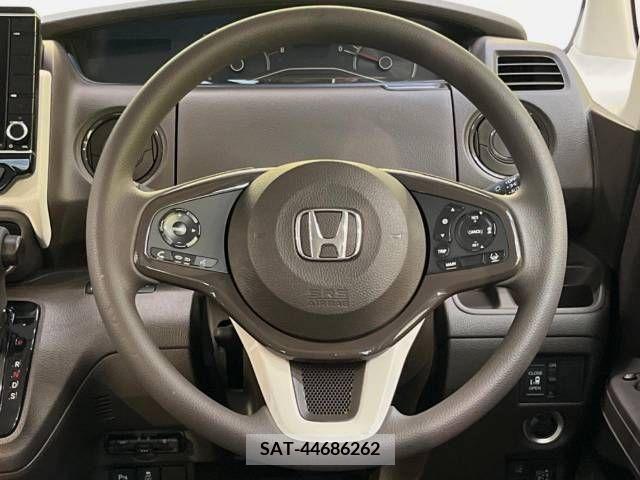 Honda N BOX 2021-12 333913-11