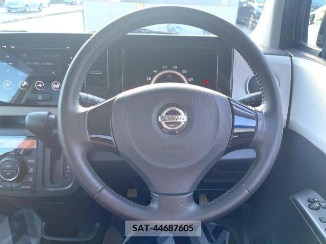 Nissan MOCO 2016-01 334502-8