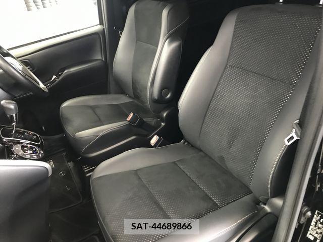 Toyota VOXY 2021-03 288899-13