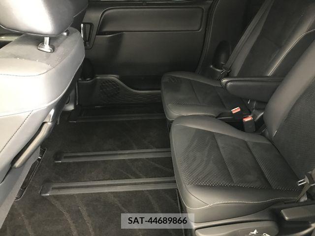 Toyota VOXY 2021-03 288899-14