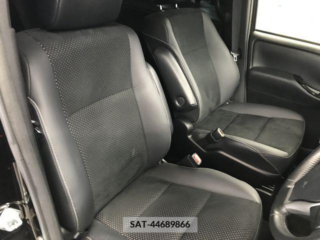 Toyota VOXY 2021-03 288899-11