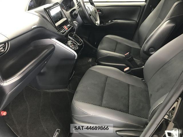 Toyota VOXY 2021-03 288899-12