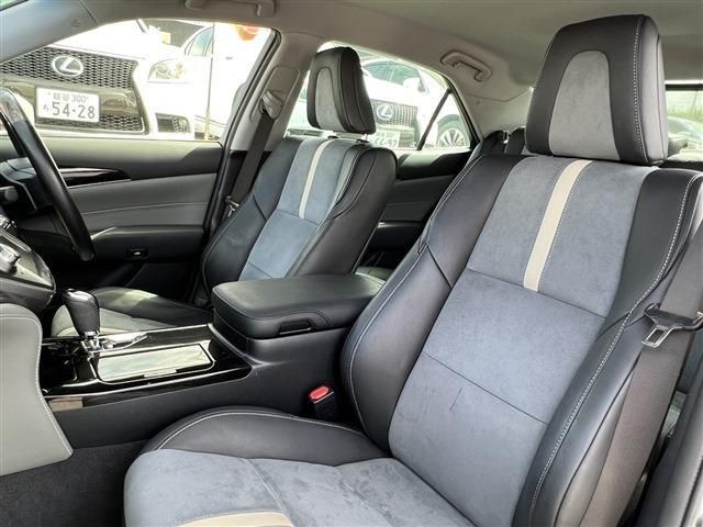 Toyota CROWN SEDAN 2017-06 16136-18