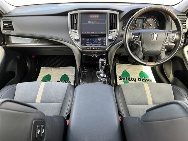 Toyota CROWN SEDAN 2017-06 16136-11