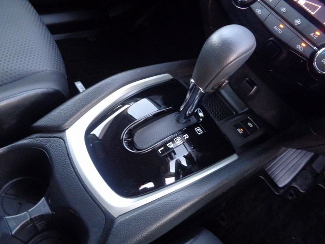 Nissan X-TRAIL 2019-01 181447-23