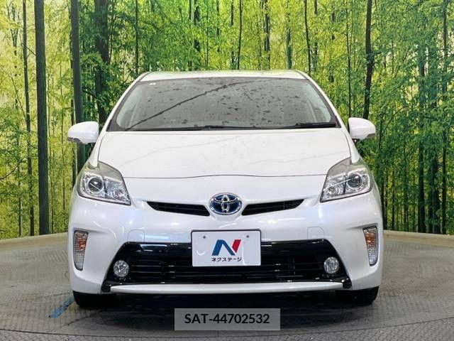 Toyota PRIUS 2014-08 282240-14