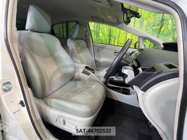 Toyota PRIUS 2014-08 282240-9