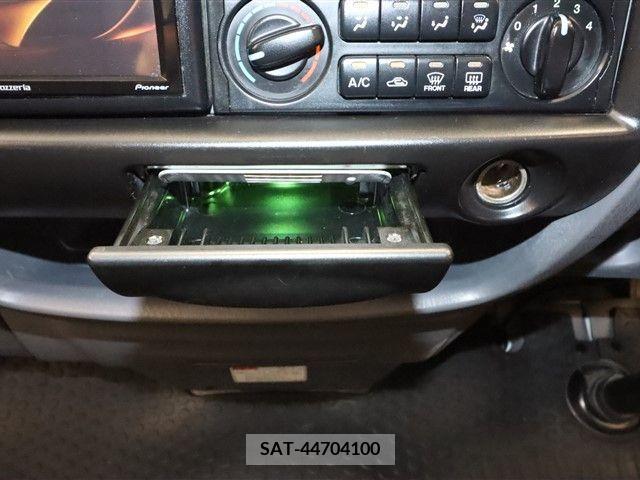 Mazda BONGO VAN 2018-03 263236-17