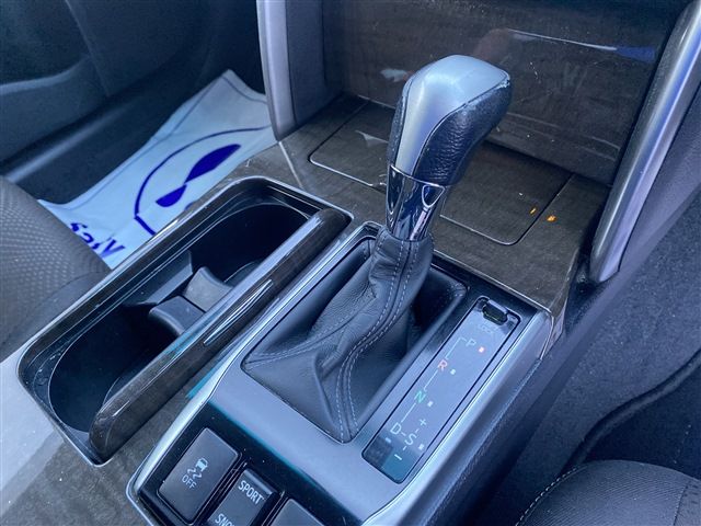 Toyota MARK X 2014-01 15692-27