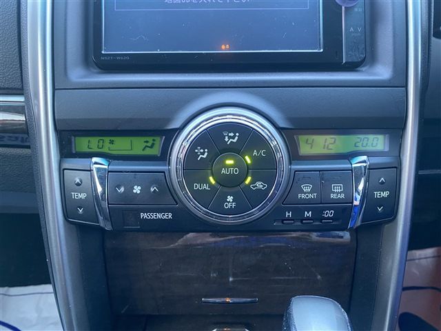Toyota MARK X 2014-01 15692-23