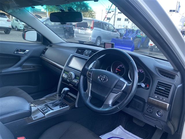 Toyota MARK X 2014-01 15692-11