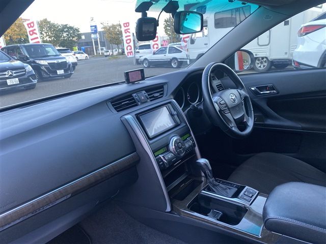 Toyota MARK X 2014-01 15692-17