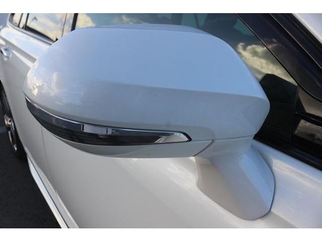 Toyota CROWN SEDAN 2018-06 5729-6
