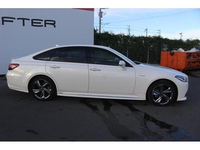 Toyota CROWN SEDAN 2018-06 5729-2
