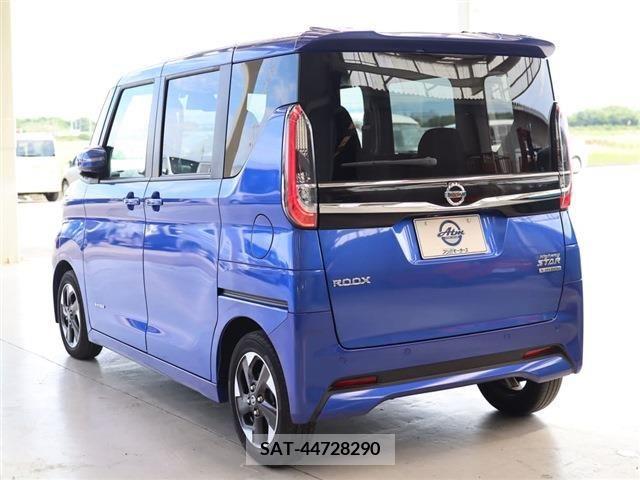 Nissan ROOX 2022-07 354643-29