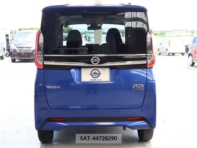 Nissan ROOX 2022-07 354643-28