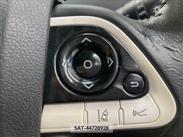 Toyota PRIUS 2016-06 281893-5