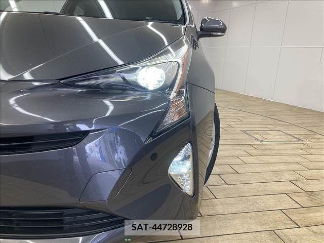 Toyota PRIUS 2016-06 281893-18