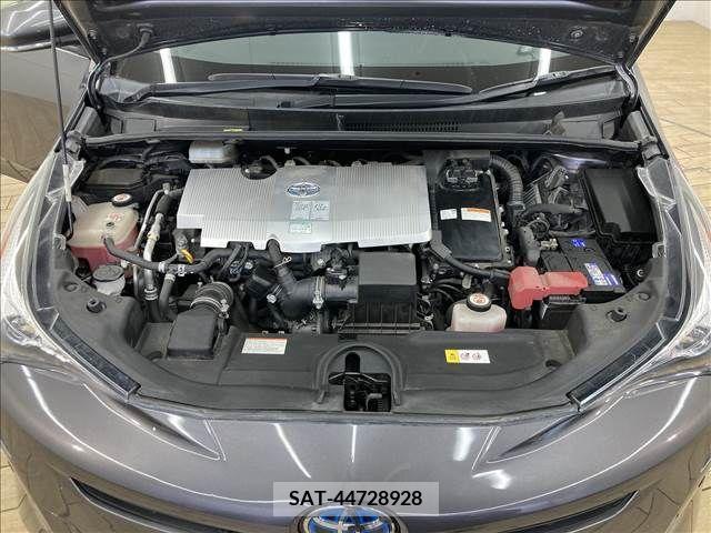 Toyota PRIUS 2016-06 281893-17