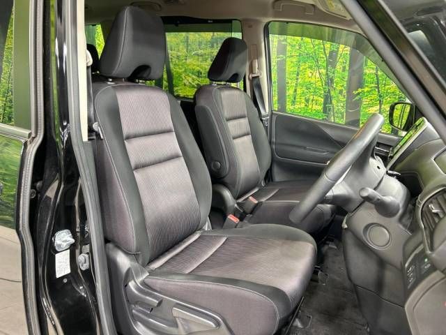 Nissan SERENA 2018-03 9215-11