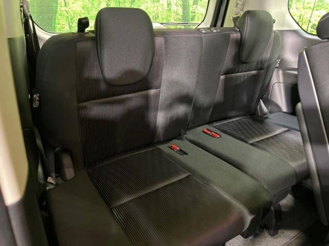 Nissan SERENA 2018-03 9215-13