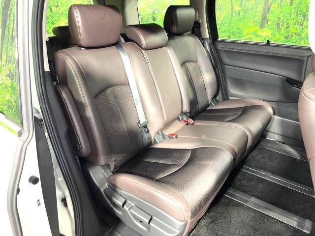 Nissan ELGRAND 2021-07 11440-9