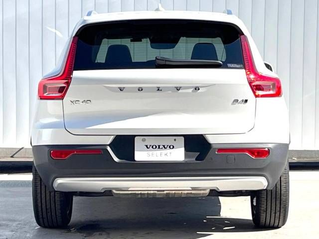 Volvo XC40 2021-09 17550-18