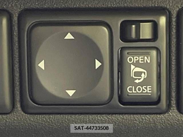 Nissan MARCH 2021-03 328358-6