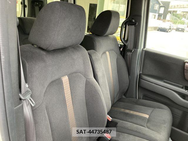 Honda N BOX CUSTOM 2019-03 335330-3