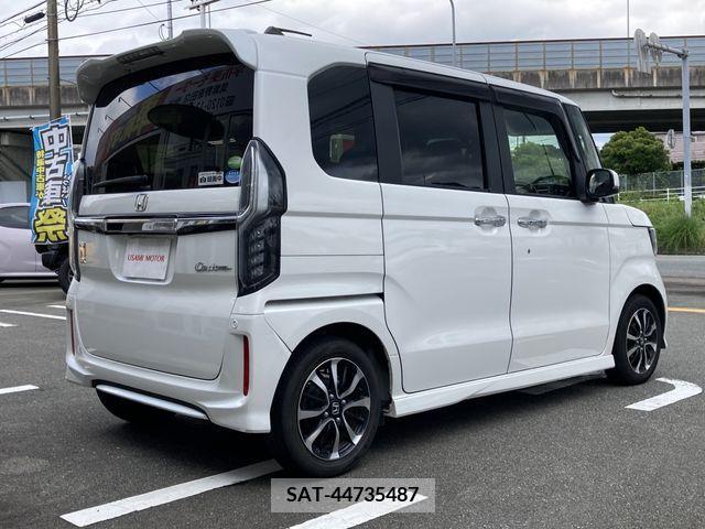 Honda N BOX CUSTOM 2019-03 335330-23