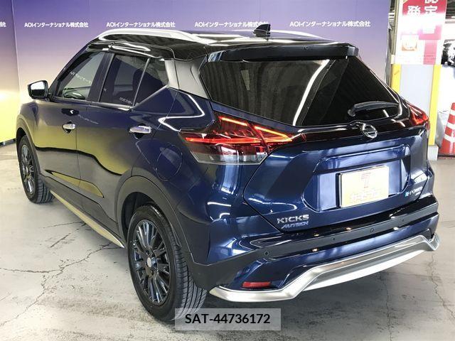 Nissan KICKS 2022-12 351222-2