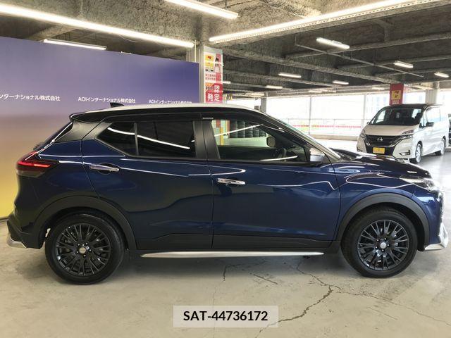 Nissan KICKS 2022-12 351222-5