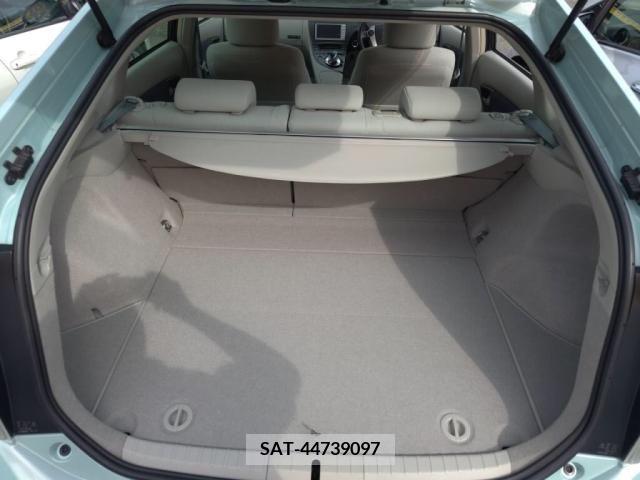 Toyota PRIUS 2010-08 322107-24