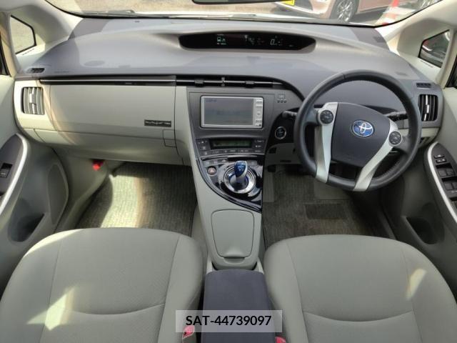 Toyota PRIUS 2010-08 322107-2