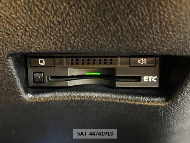 Toyota SIENTA 2015-12 298376-7