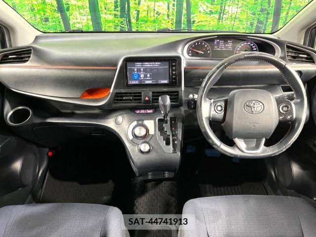 Toyota SIENTA 2015-12 298376-1