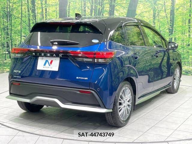 Nissan NOTE 2021-08 331777-17