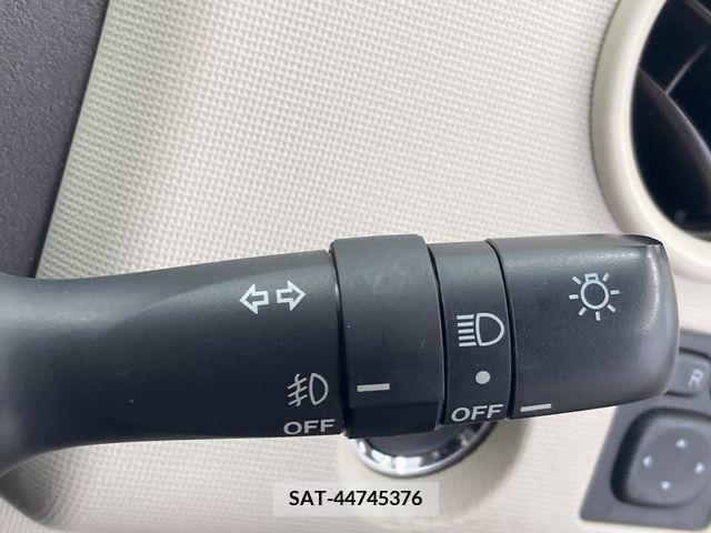 Toyota PORTE 2019-05 376921-23