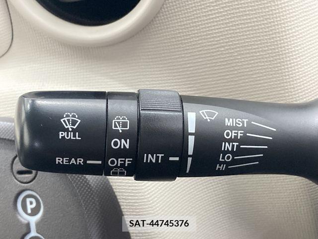Toyota PORTE 2019-05 376921-22