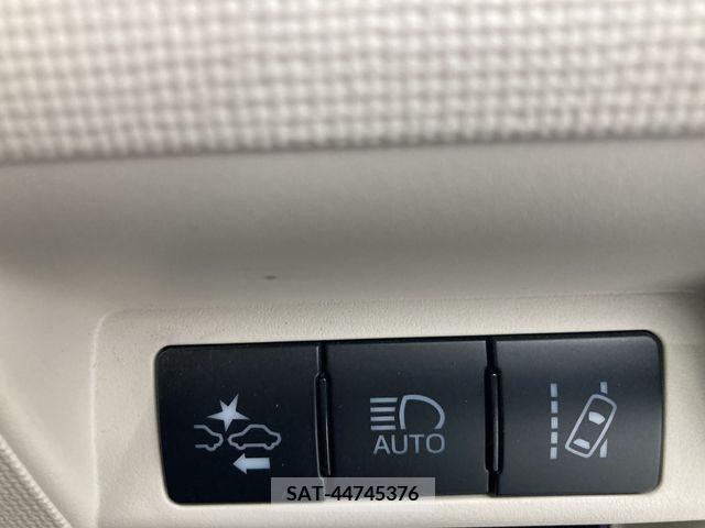 Toyota PORTE 2019-05 376921-18