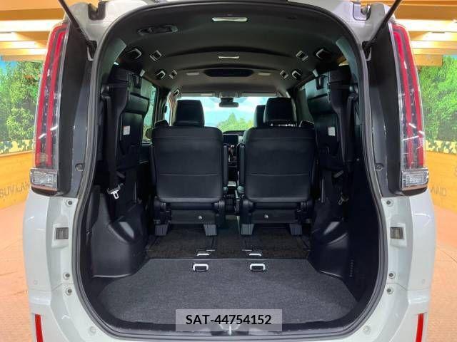 Toyota ESQUIRE 2019-07 268921-14