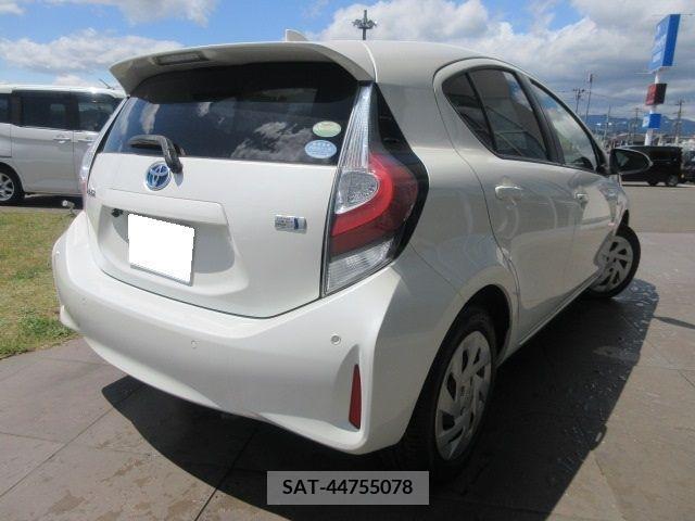 Toyota AQUA 2019-03 291883-1